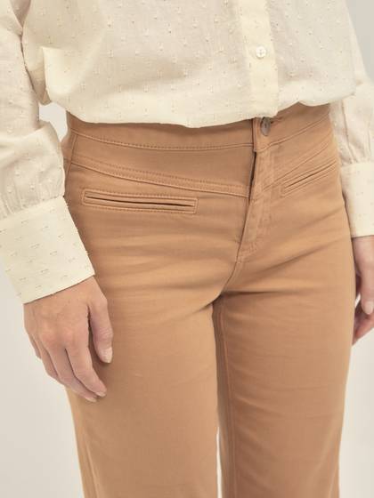 Trouser with buttons at leg Caramel