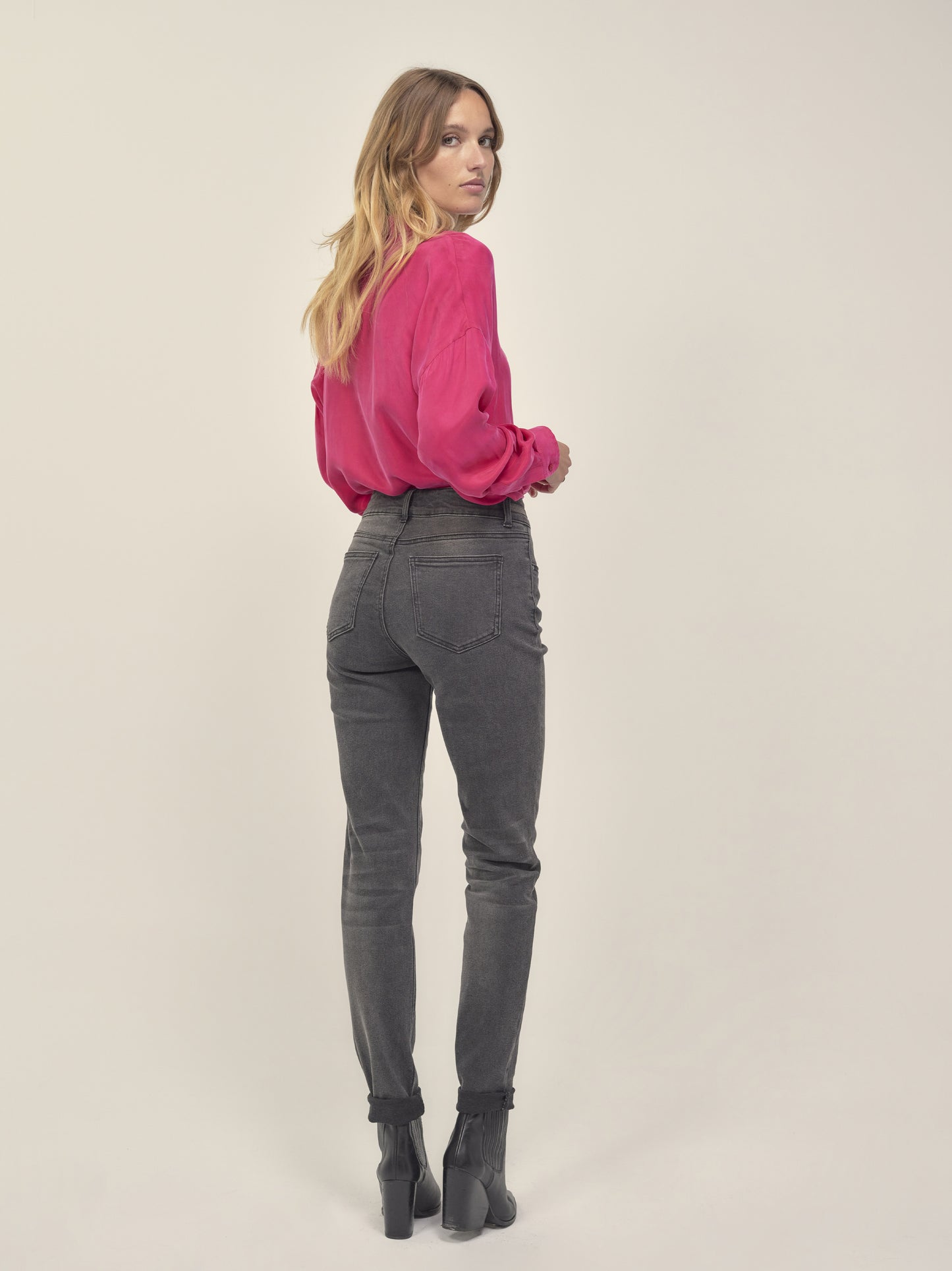 Kate Carbon Grey Jeans with lurex detail on waistband