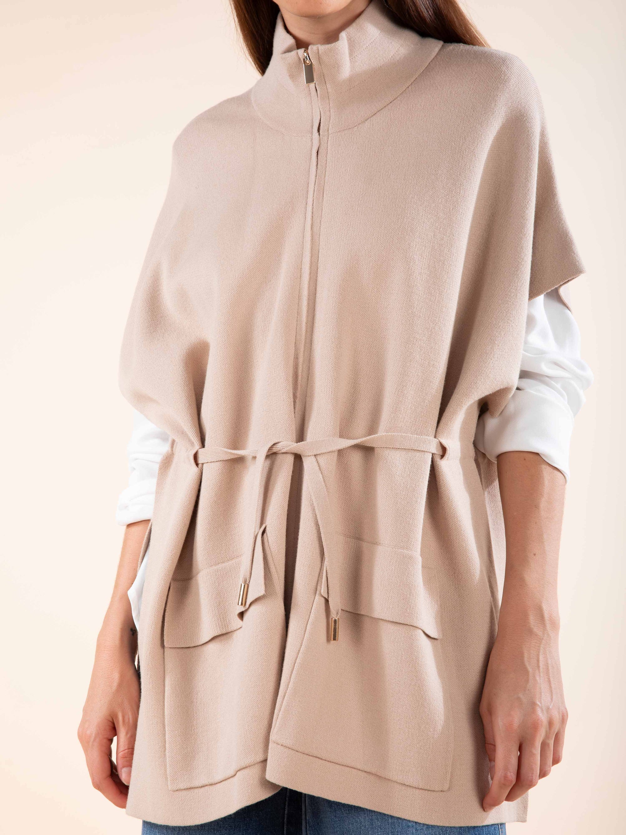 Zipped Cape in Camel