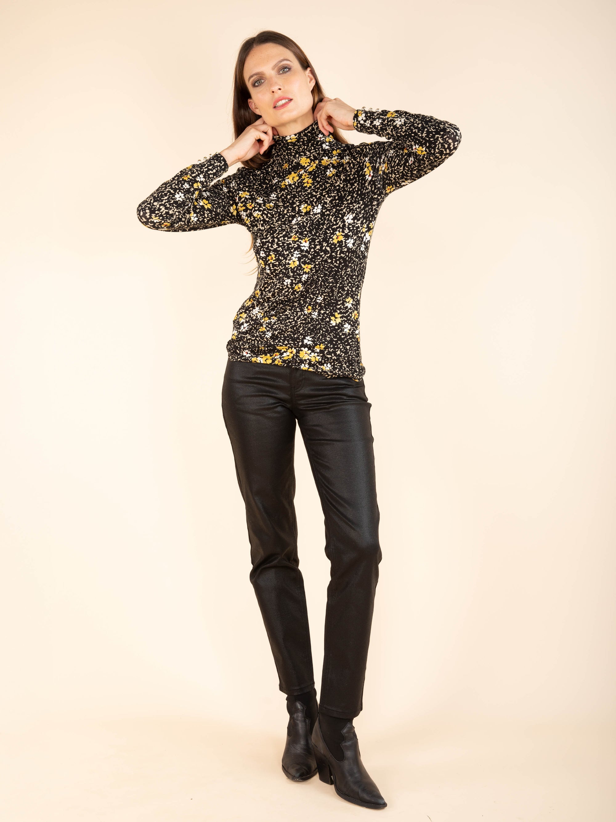 Button-Up High-Neck T-Shirt Multicoloured