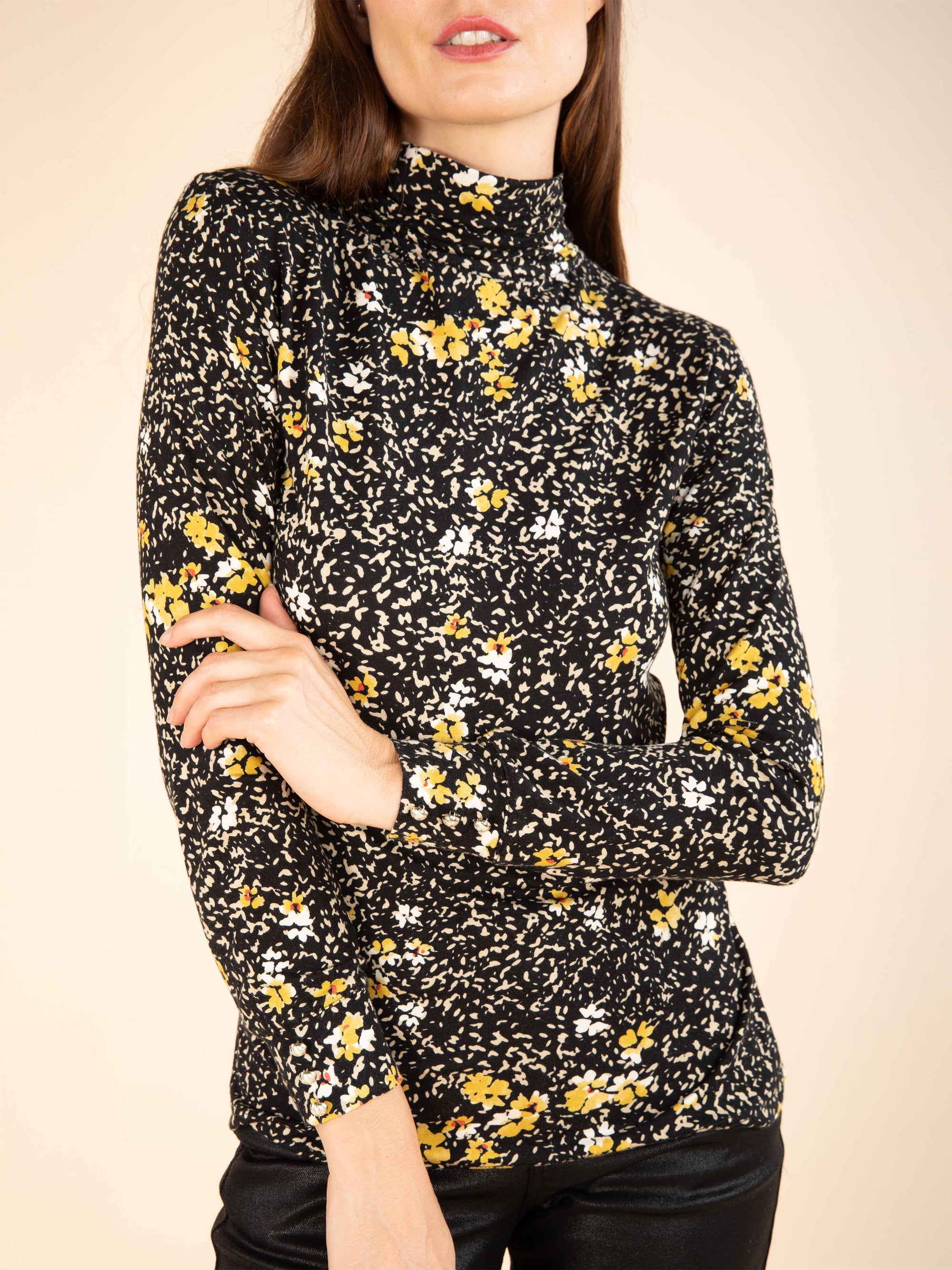 Button-Up High-Neck T-Shirt Multicoloured