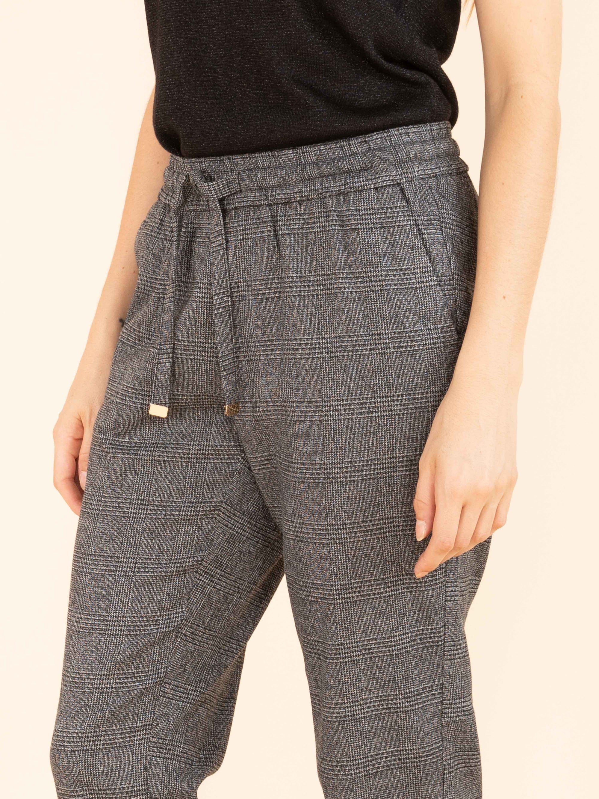 Sporty Chic Trousers in Grey