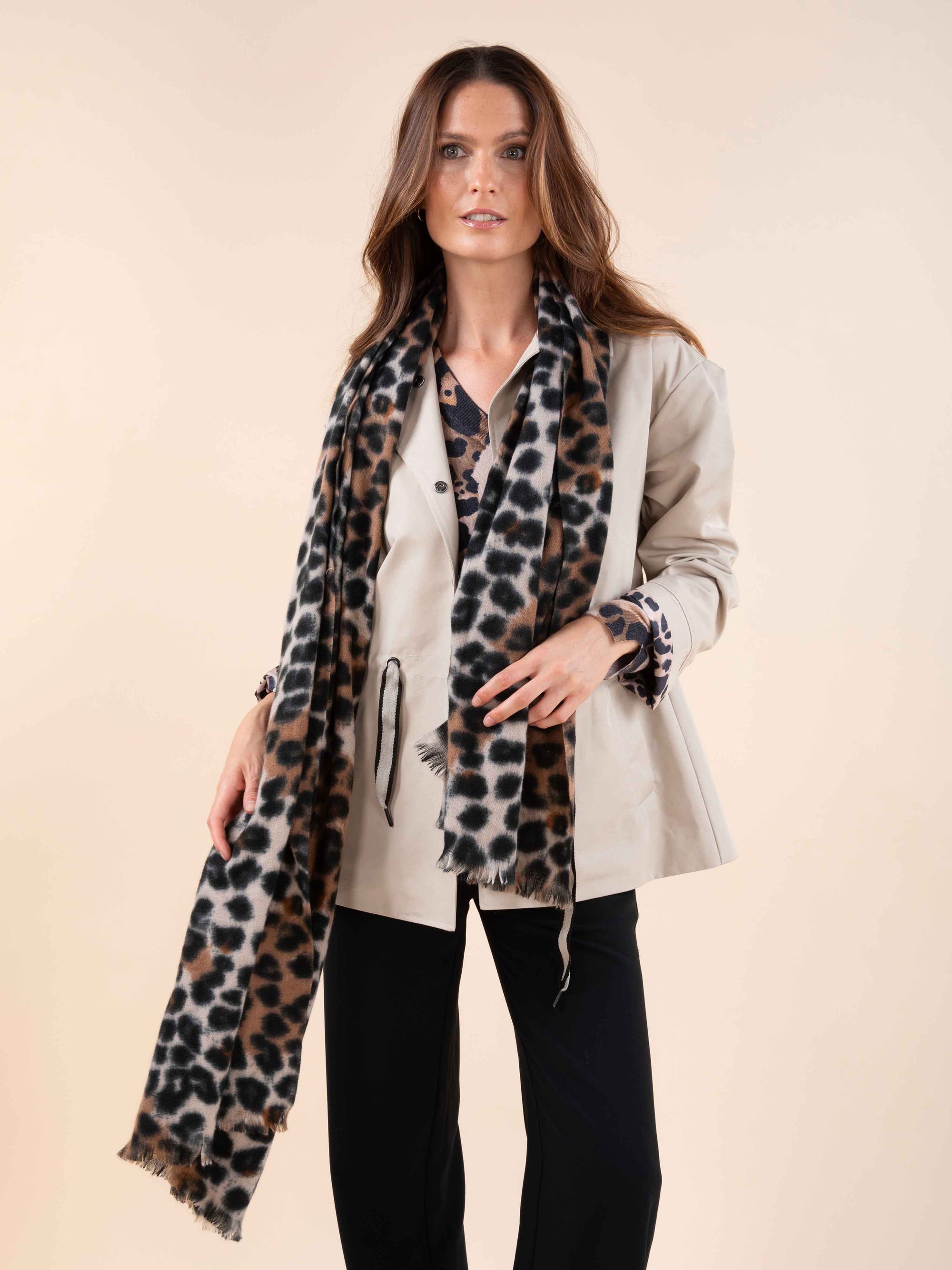 PRE-ORDER FOR 11th DECEMBER DELIVERY Leopard Print Scarf