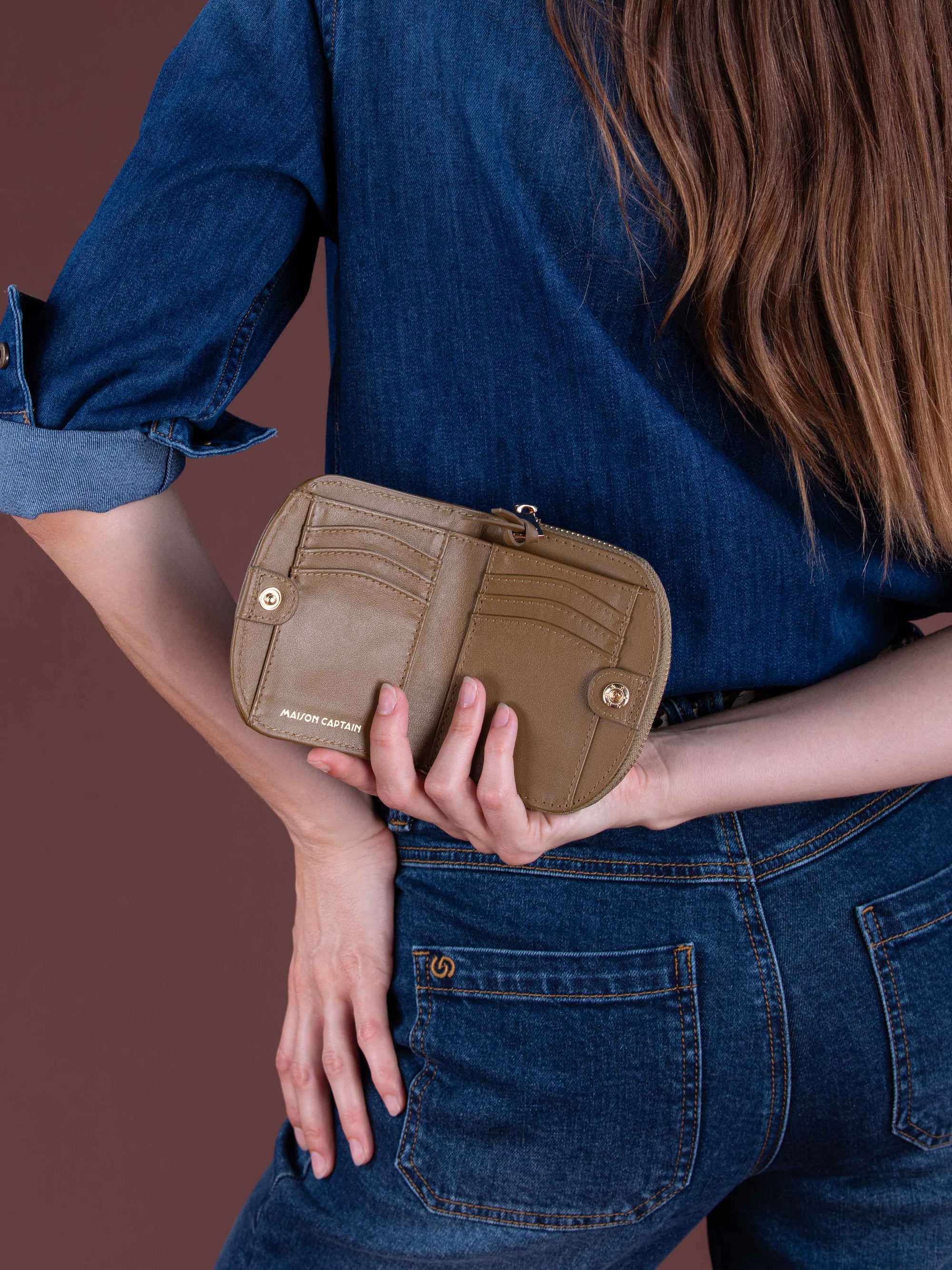 ROMEO Studded Purse in Havana