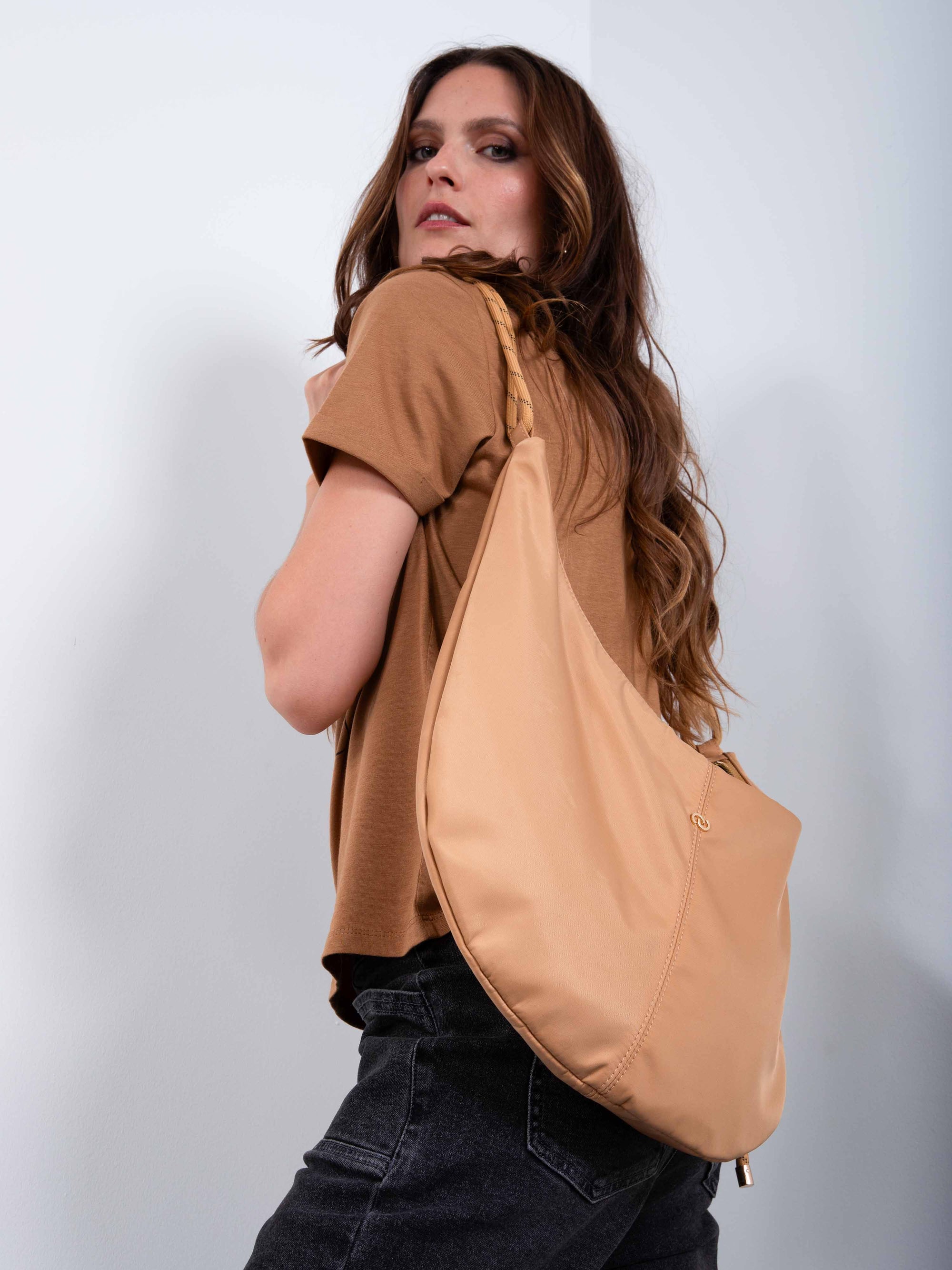 Large Half Moon Bag in Hazlenut