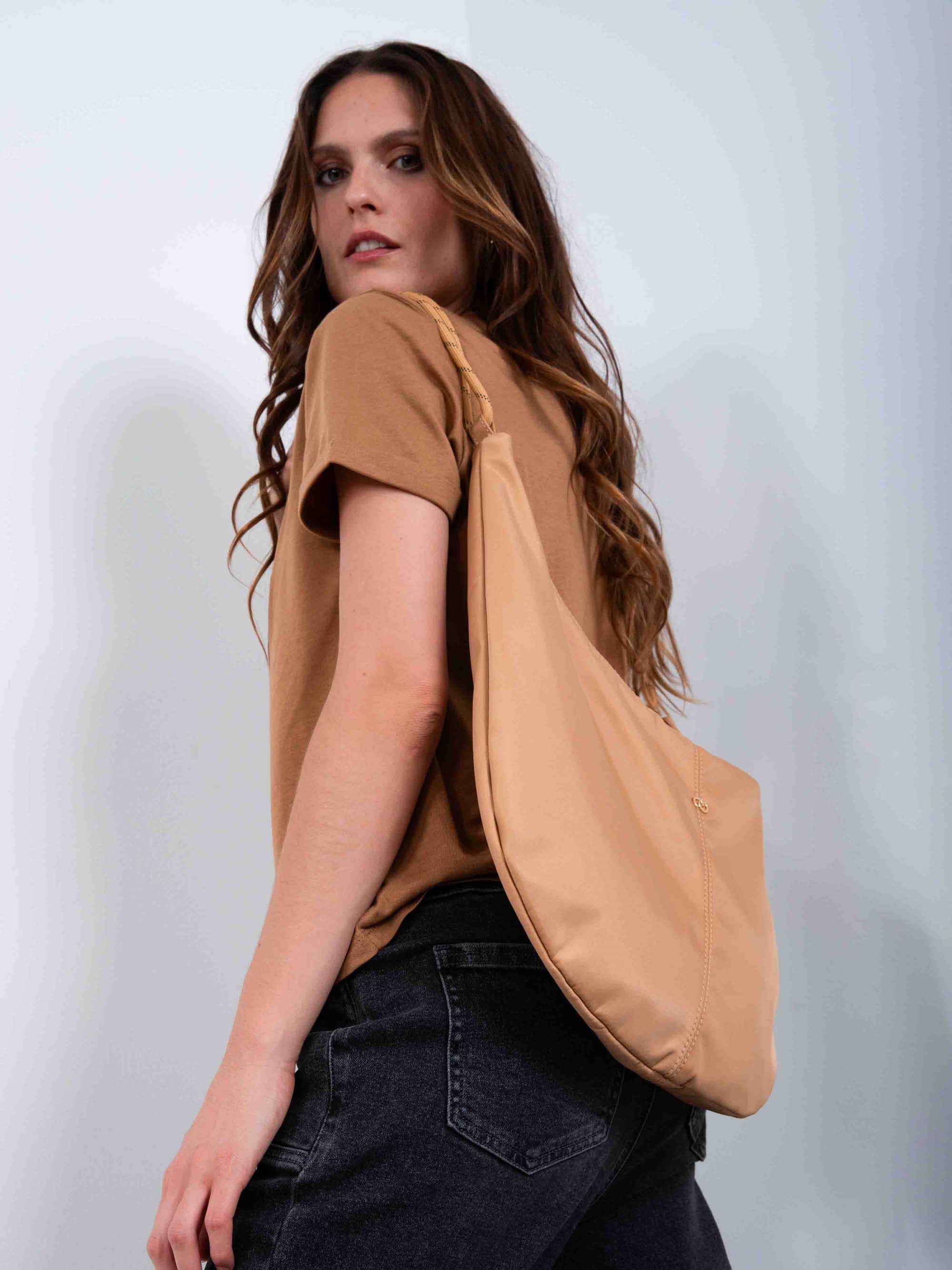 Large Half Moon Bag in Hazlenut