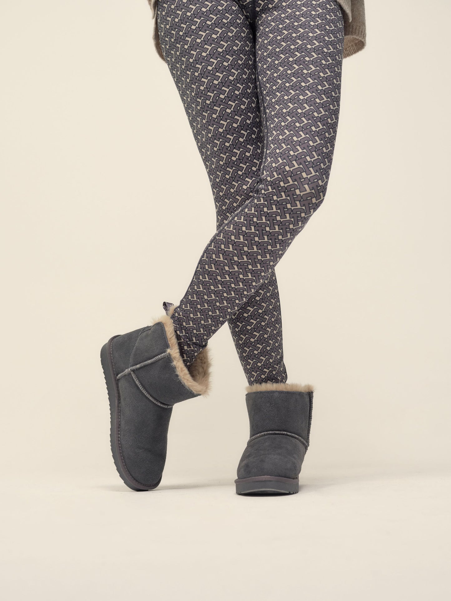 Fur Lined Boots in Anthracite