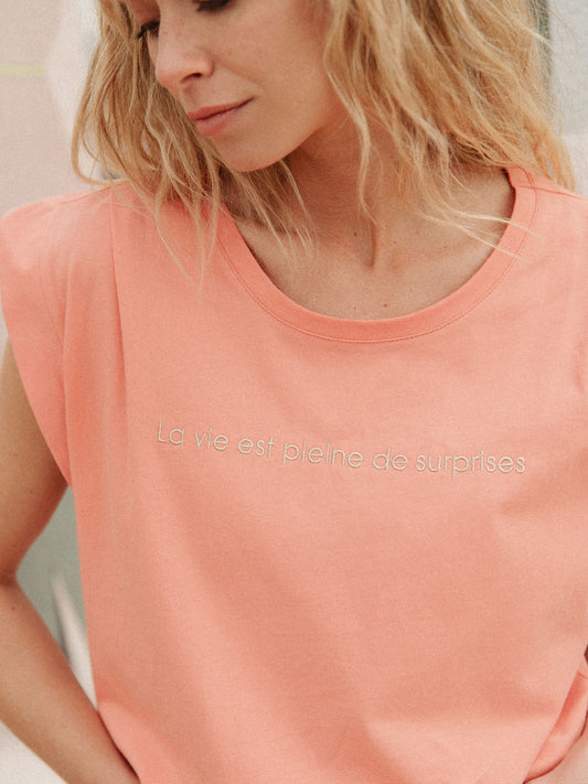 Round Neck T-shirt in pink peach