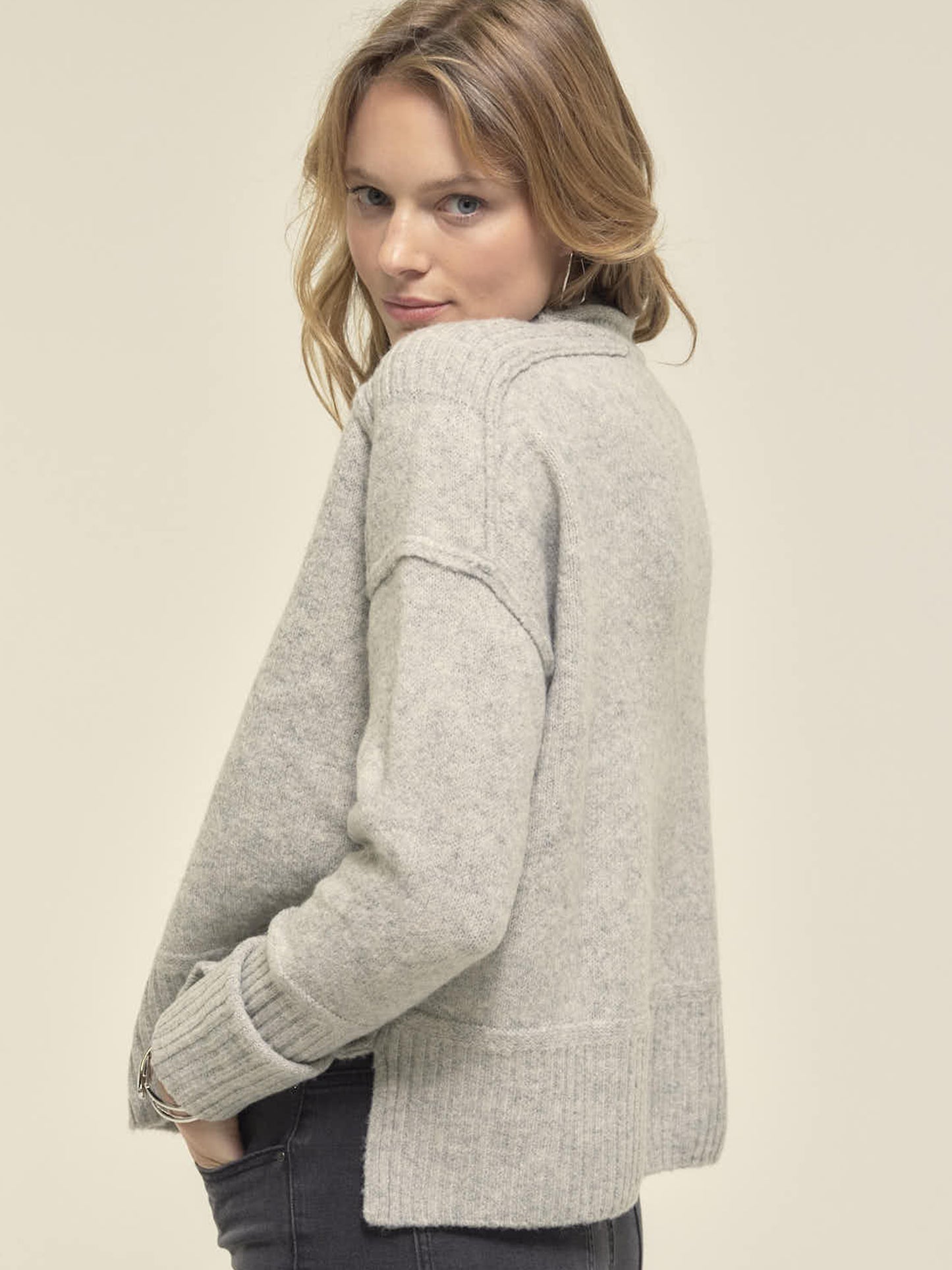 Snowflake Jumper in Heather Grey