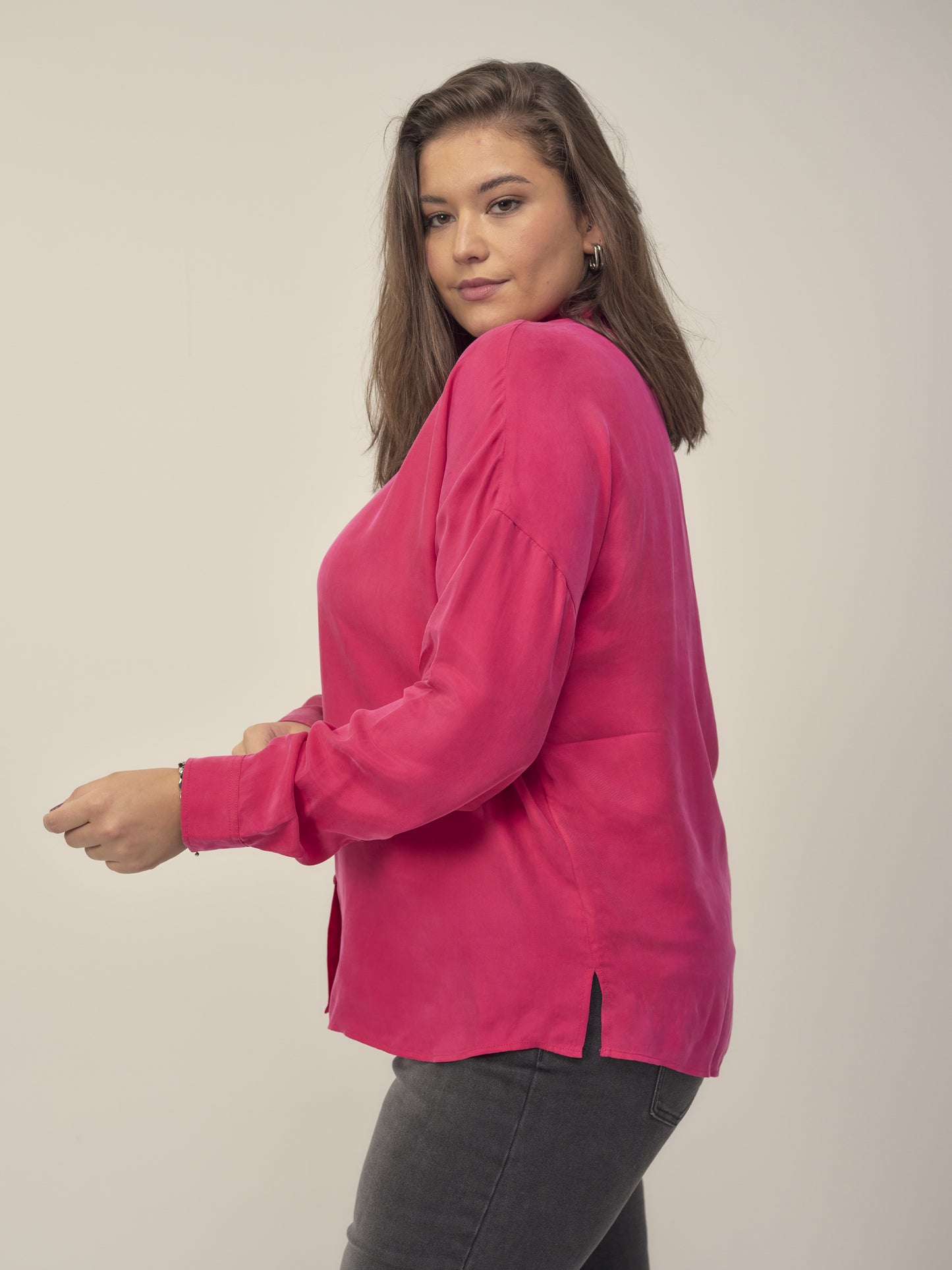 Cupro Blouse in Fuchsia