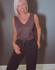 Joggers in Navy