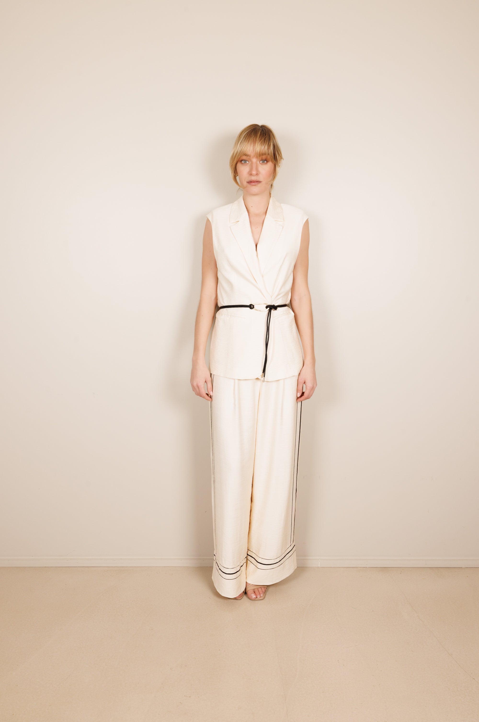 Sleeveless Blazer in Cream