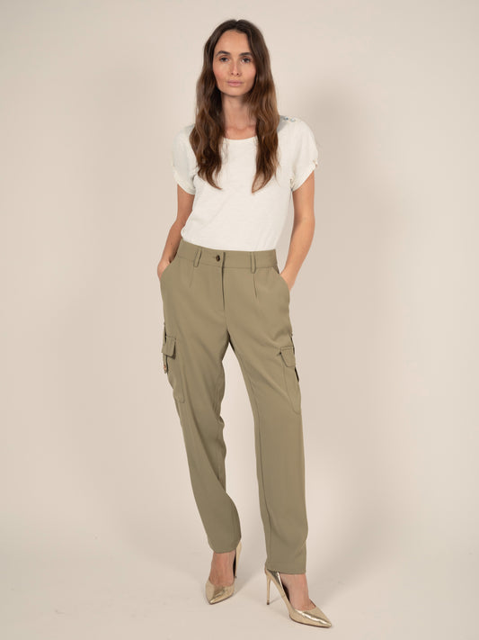 Loose Cargo Trousers in Khaki