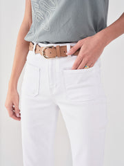 Scalloped belt in leather