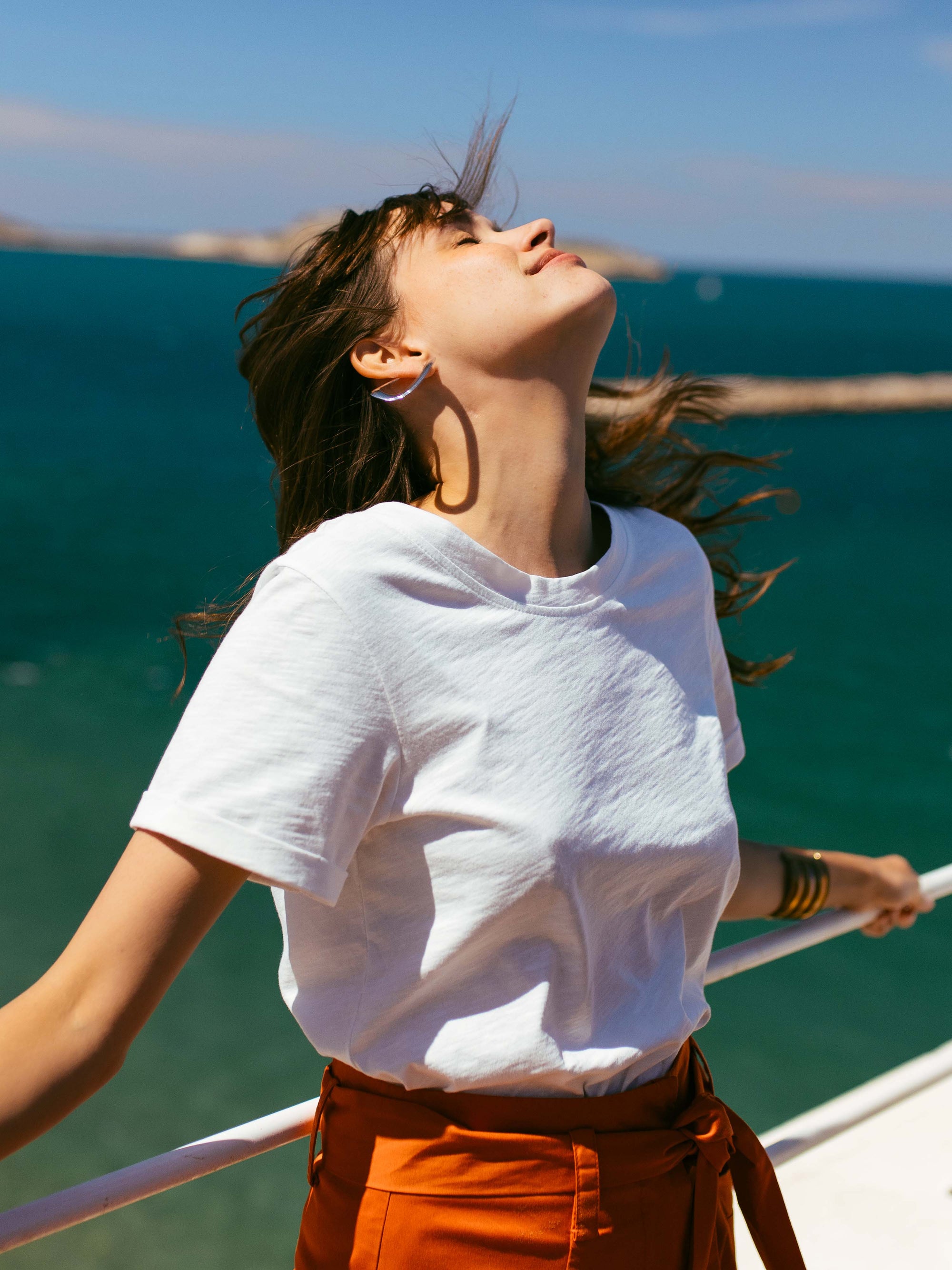 Scoop Neck T-shirt in White