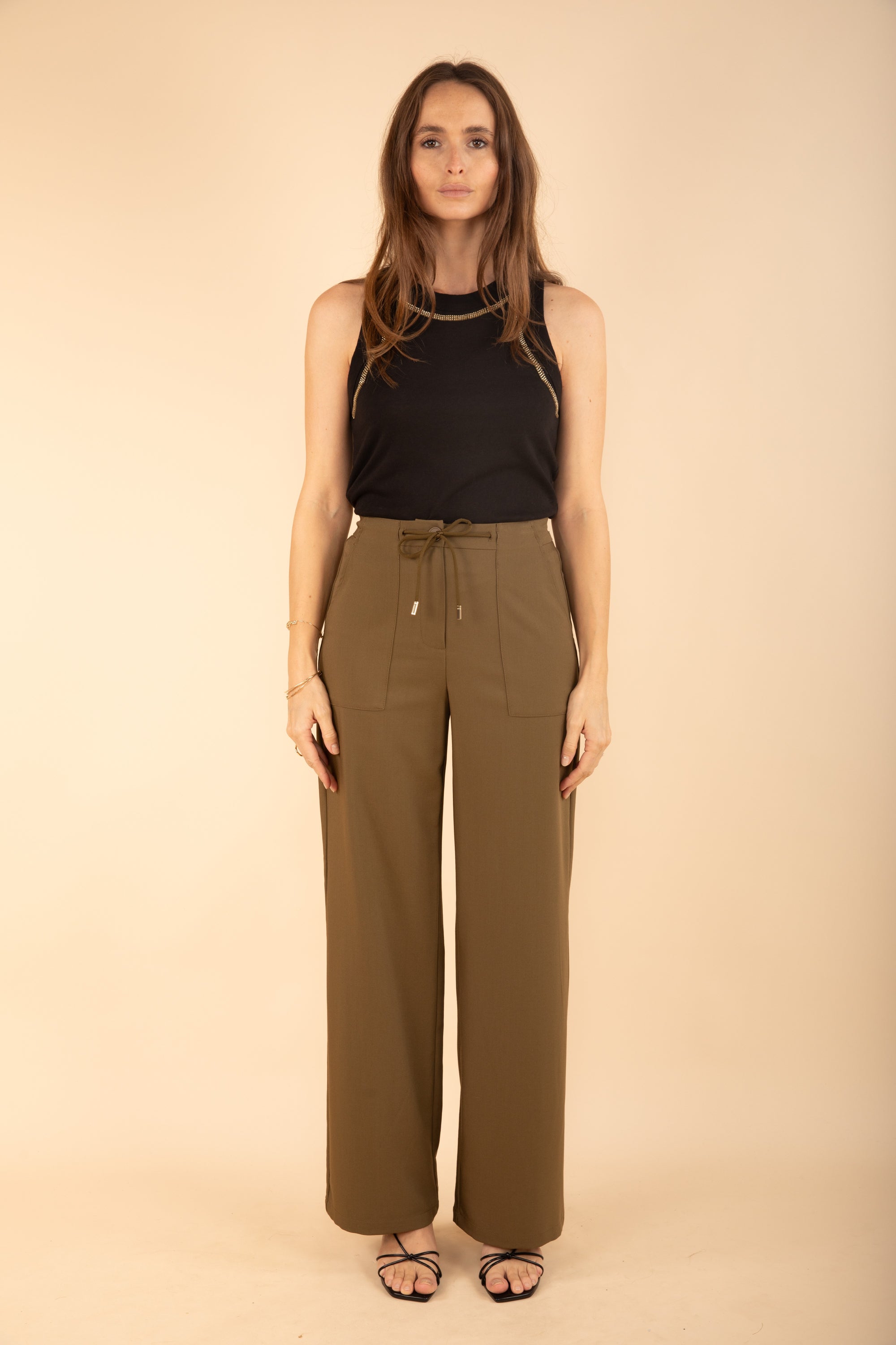 Sporty Chic Trousers in Khaki