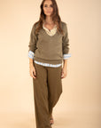 V-neck Jumper with Pockets in Khaki