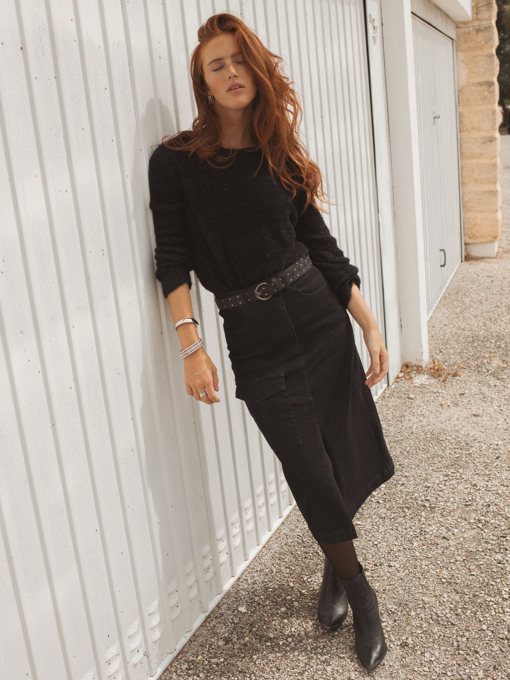 Denim Skirt in Black Size 8, 10, 16
