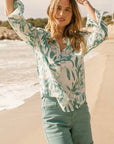 5 pocket shorts in Lagoon Size 8
